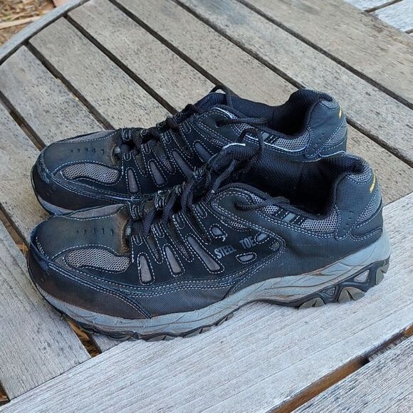 Sketchers Steel Toe shoes 10 - Picture 4 of 11